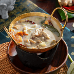 Canh gà nước cốt dừa
